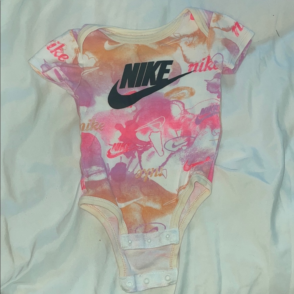 Nike Kids Bodysuit - Pink and Orange Splash